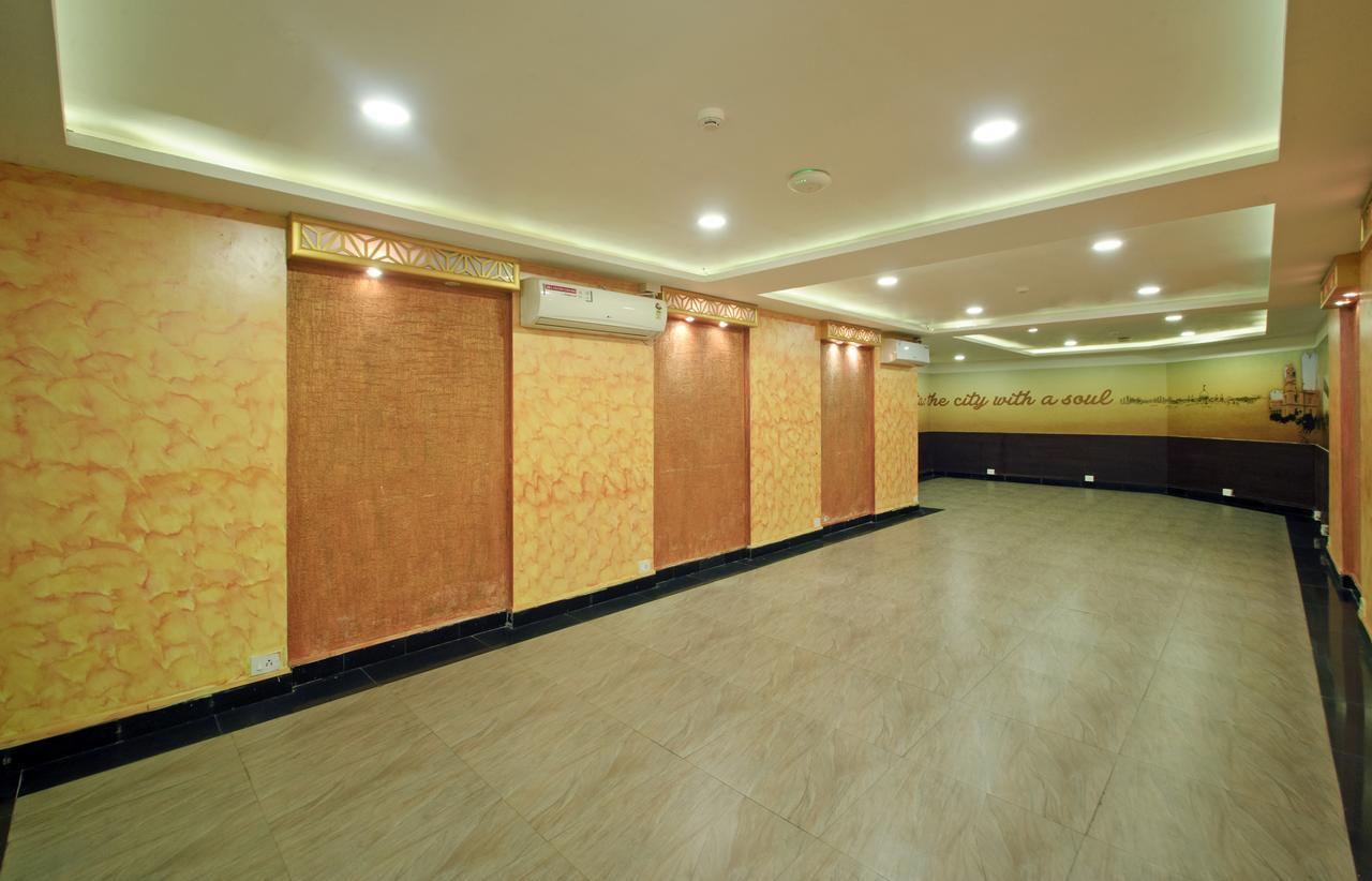 Oyo 8504 Namans Inn Колката Екстер'єр фото